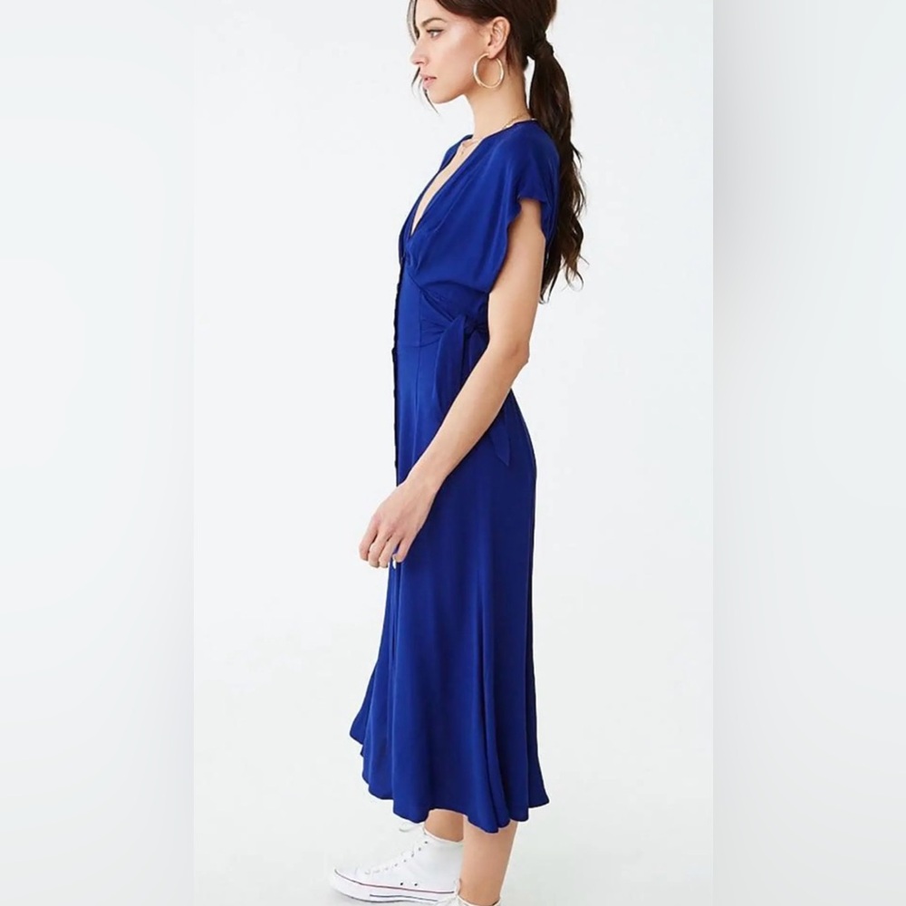 Red Button-Front Midi Dress - Picture 7 of 9